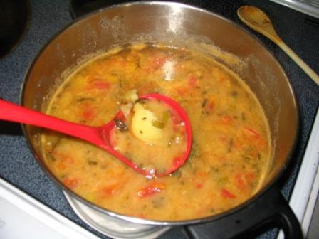 Roasted Garlic Tomato Soup: Roasted Garlic Tomato Soup